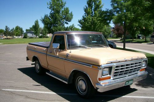 Orignal owner, 1/2 ton, 2 wheel dr, A/C, PS,PB,Cruise,low mileage, US $8,500.00, image 3