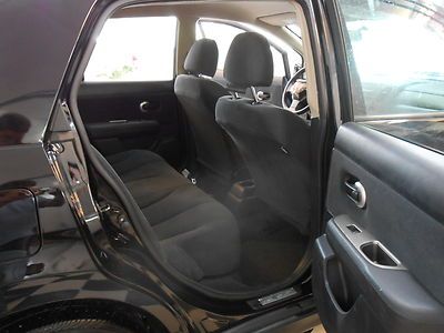 2011 Nissan Versa 15K NO RESERVE Salvage Rebuildable 34 MPG, image 17