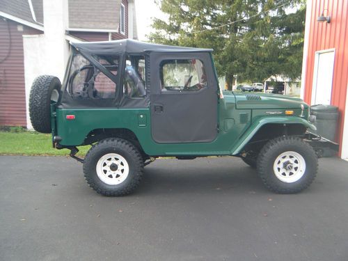 1974 toyota land cruiser fj40