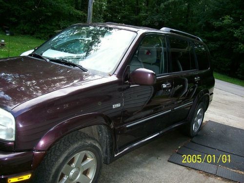 2001 Suzuki XL7 ~ Burgundy~Grey Interior~4 Wheel Drive, image 3
