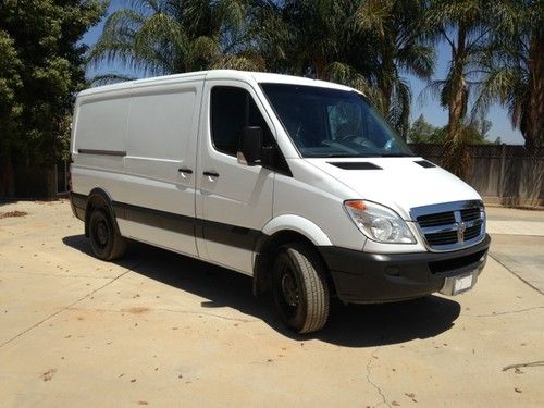 2007 dodge sprinter 2500 144 gas engine clean carfax