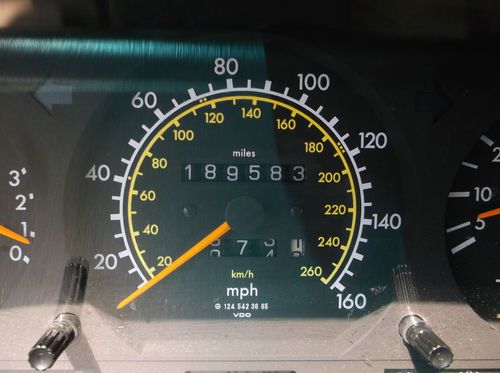 1993 Mercedes 300E, NO RESERVE, image 5