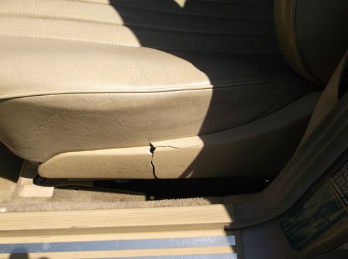 1993 Mercedes 300E, NO RESERVE, image 9