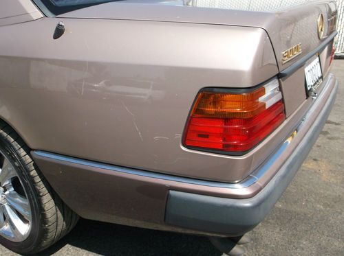 1993 Mercedes 300E, NO RESERVE, image 18