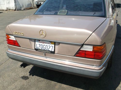 1993 Mercedes 300E, NO RESERVE, image 19