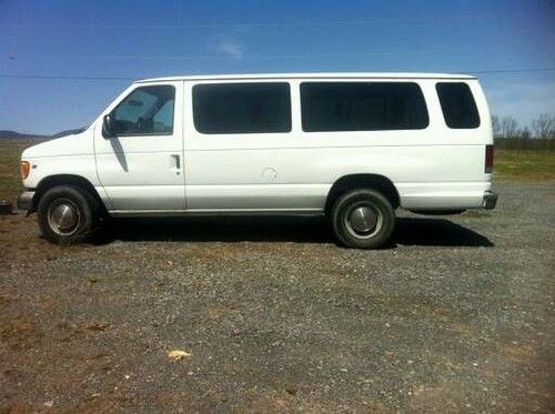 *no reserve auction*  2002 ford e350 extended 15 passenger van