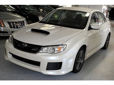 WRX Manual 2.5L CD AWD Turbocharged Power Steering 4-Wheel Disc Brakes A/C ABS, image 4