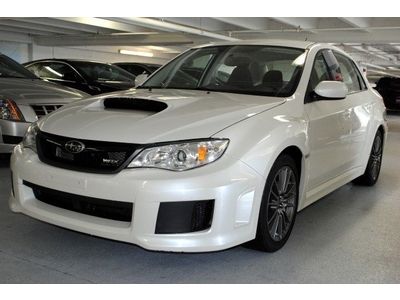 WRX Manual 2.5L CD AWD Turbocharged Power Steering 4-Wheel Disc Brakes A/C ABS, image 5