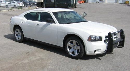 128114   2010 DODGE CHARGER POLICE PKG, image 2