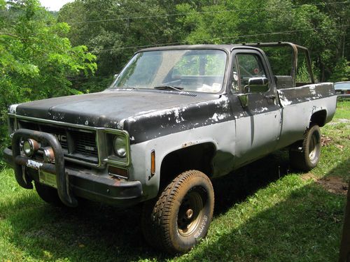 1974 chevy  4x4  blazer  gmc 4x4 k10 long bed pick-up truck