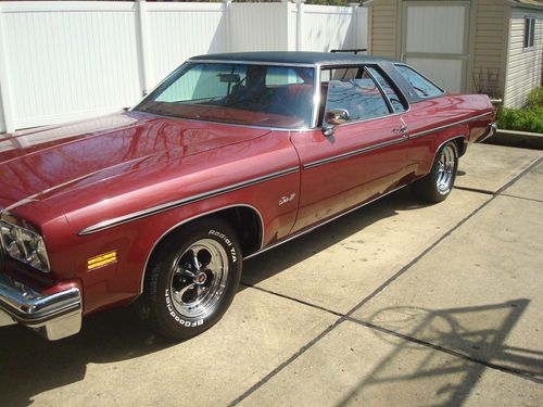 1974 oldsmobile delta 88 royale 2-door - low miles!