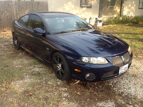 2005 pontiac gto 6.0 liter automatic, blue exterior, black leather interior