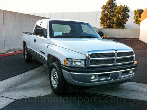 2001 dodge ram 150 laramie 5.9l v8 4 door