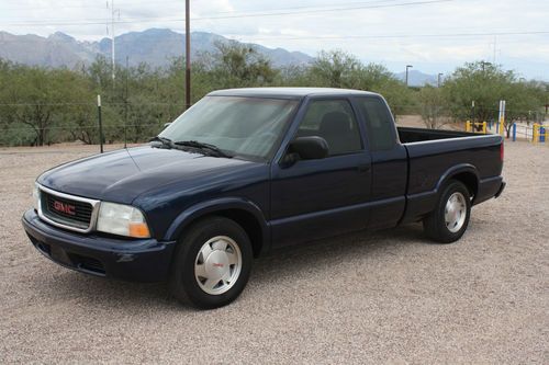 2003 gmc sonoma sl extended cab pickup 3-door 2.2l