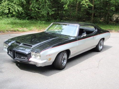 No reserve! 1971 custom touring pontiac gto