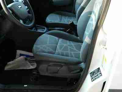 XLT 2.0L CARGO 1-OWNER 25 HWY MPG CLOTH BUCKET SEATS VINYL FLOOR CD PLAYER, image 7