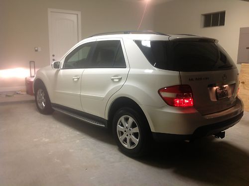 2007 mercedes-benz ml320 cdi sport utility 4-door 3.0l (white, 69k miles)