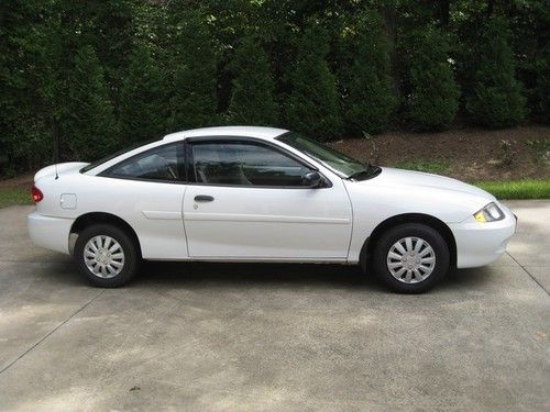 2003 chevrolet cavalier 5 speed low miles no reserve