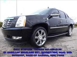 2007 black nav, leather, dual dvd, back-up camera!