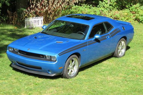 2009 dodge challenger r/t hurst pistol grip 6 spd b5 blue classic