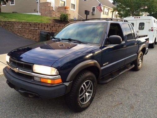 2004 chevrolet s10 zr5 crew cab pickup 4-door 4.3l