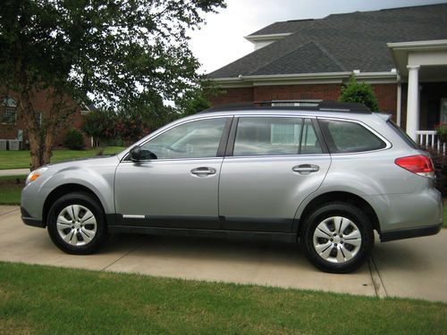 2011 subaru impreza outback sport wagon 4-door 2.5l