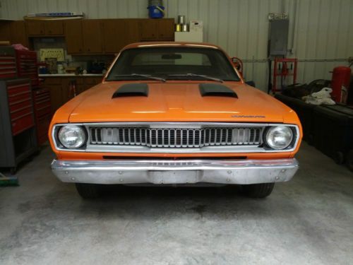 1971 plymouth duster sport with 318