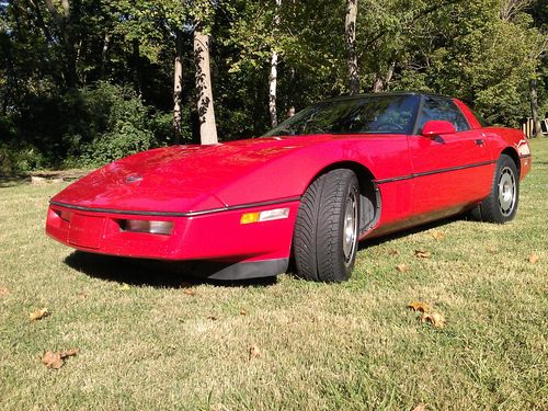 1985 chevrolet corvette base hatchback 2-door 5.7l