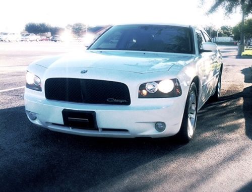 06 dodge charger r/t hemi 5.7l loaded. 55k miles