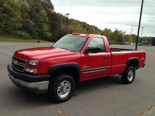 1 owner - 4x4 -  6.6l duramax turbo diesel - allison - no reserve