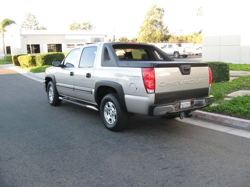 2004 chevrolet avalanche 1500 z66 fully loaded!!!!