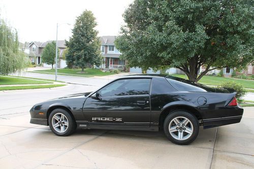 1987 camaro iroc-z hardtop 5.7 l98 black 350 tpi