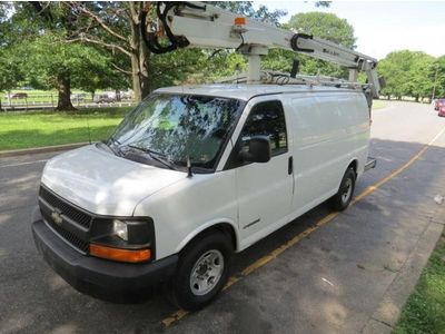 Chevy express 2003 g3500 bucket boom work van electrician/cable man no reserve