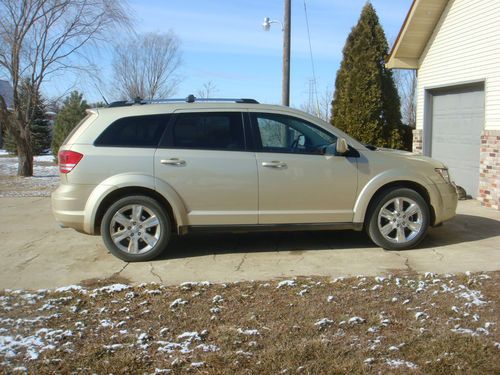 2010 dodge journey sxt sport utility 4-door 3.5l