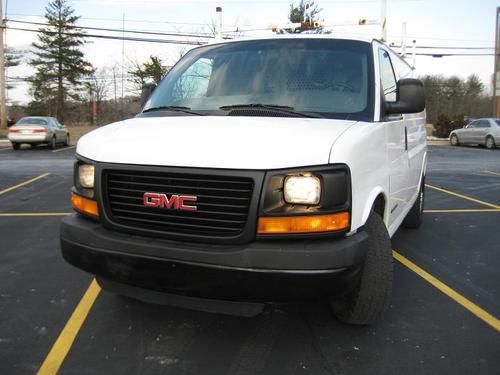 2003 gmc savana g3500 109k  6.0l v8 sfi  auto a/c am/fm clean  pa title/carcheck