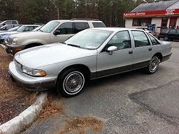 1993 chevrolet caprice classic sedan 4-door 5.0l