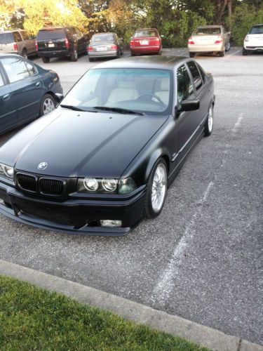 1997 bmw 328i base sedan 4-door 2.8l