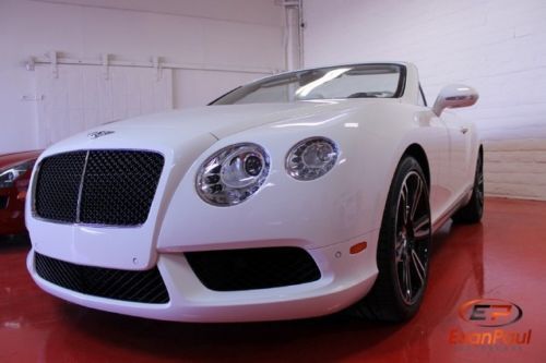 Absolutely stunning 2013 bentley gtc v8 white/white with 1150 miles!
