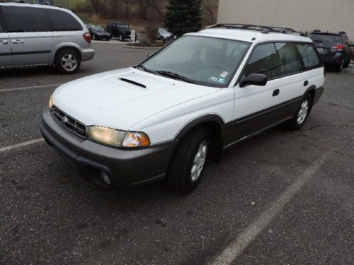 98 subaru legacy wgn clean carfax 261k miles all weather package no reserve!!!