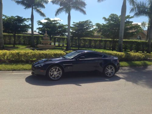 2007 aston martin v8 vantage - mint