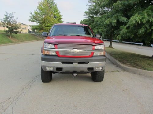 2003 Chevrolet Silverado 2500 HD LT Crew Cab 4wd Pickup 4-Door 8.1L, image 2