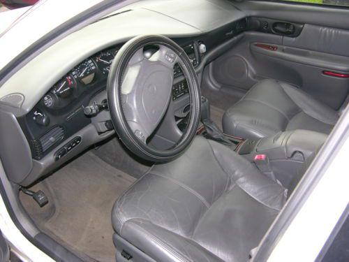 2001 Buick Regal GS Sedan 4-Door 3.8L, image 2