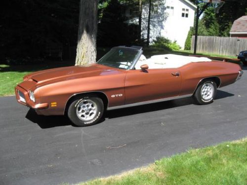 Pontiac gto convertible 400/400 castilian bronze 1 of 508 matching# nice resto!