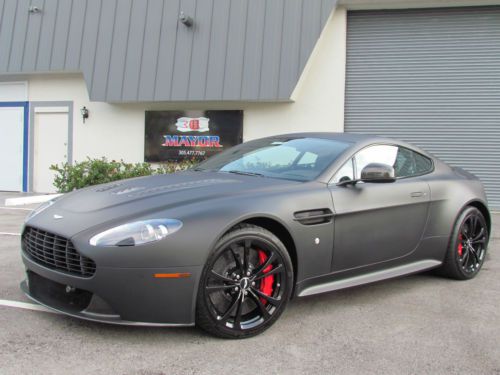 2012 aston martin vantage 6.0 liter 510hp v12 6-speed satin aml carbon black!!!