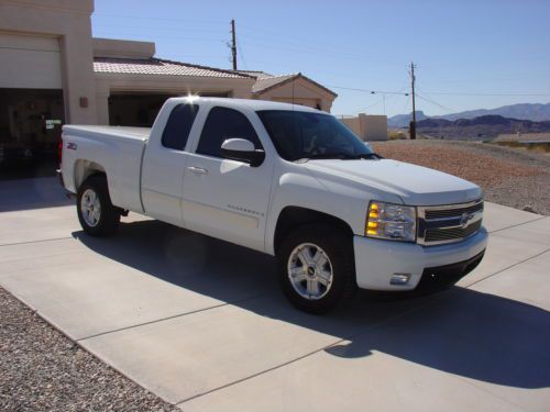 Z71, ext. cab, ltz. 2 wd, original owner &amp; arizona  truck.  immaculate  cond.