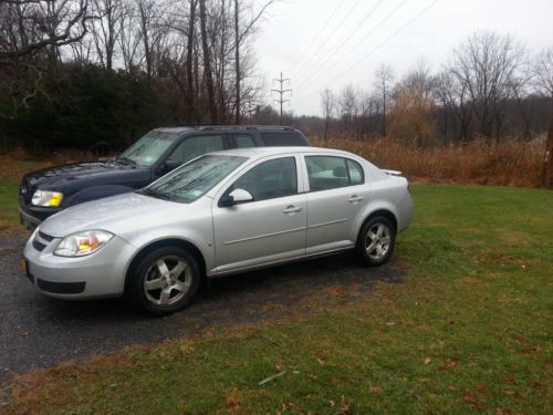 2006 chevy cobalt ls -great commuter car &amp; great on gas - 4 door sedan