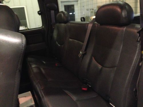 2007 Chevrolet Silverado 2500 HD Classic LT Ext Cab Pickup 4-Door 6.6L Duramax, US $26,500.00, image 16