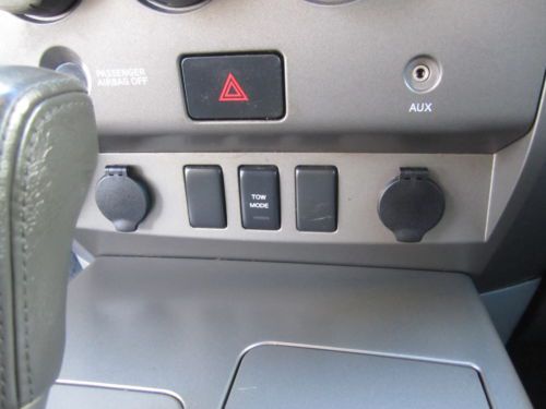 2005 NISSAN TITAN CREW CAB 4 DOOR 4X4 LEATHER POWER SEAT ALLOYS LOW MILES MINT!!, image 60