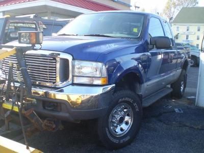Xlt supercab cd abs brakes air conditioning am/fm radio cargo area tiedowns