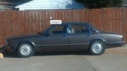 1990 jaguar xj6 vanden plas sedan 4-door 4.0l